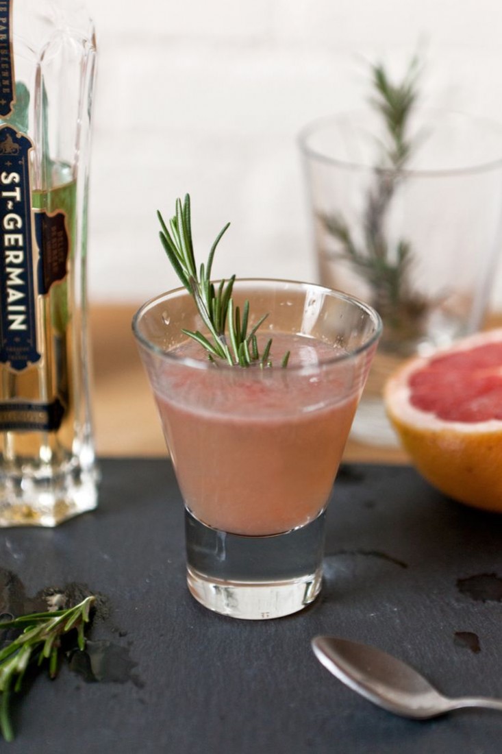 grapfruit-cocktail-733x1100